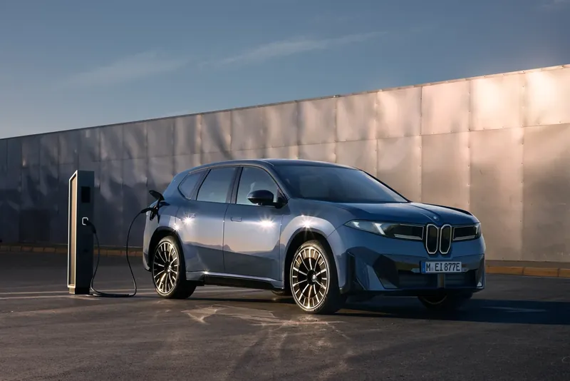 BMW iX3 40 nu vanaf 62.987 euro: tweede Neue Klasse-variant