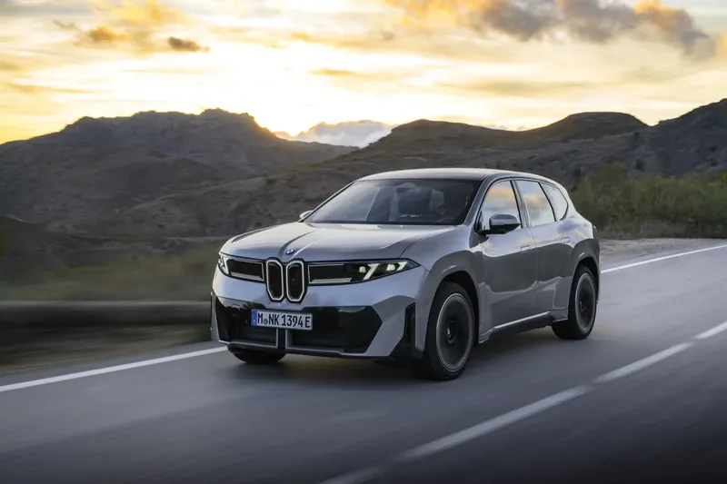 BMW sleept tientallen awards binnen: van iX3 tot M5 Touring