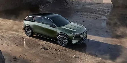 DS N°7 wil premium SUV-kopers verleiden met 740 km bereik en Franse flair