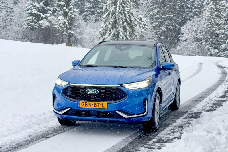 Ford Kuga PHEV opnieuw bestverkochte plug-in hybride van Nederland met 5.023 exemplaren