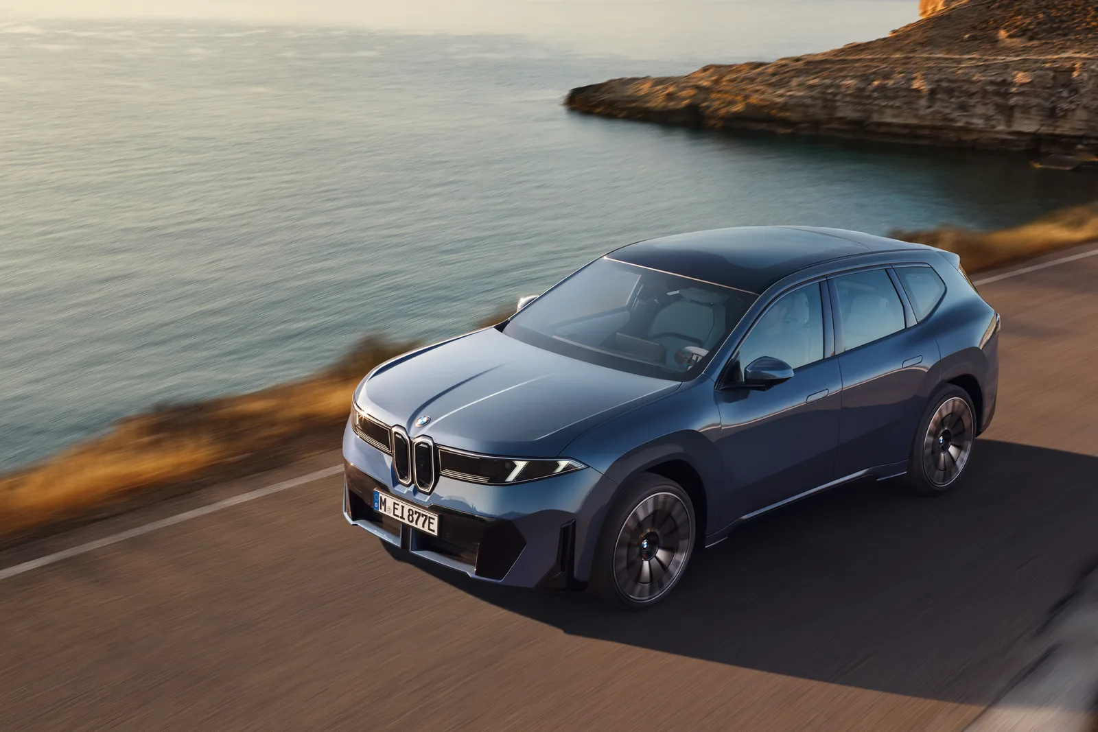 BMW iX3 interieur en techniek